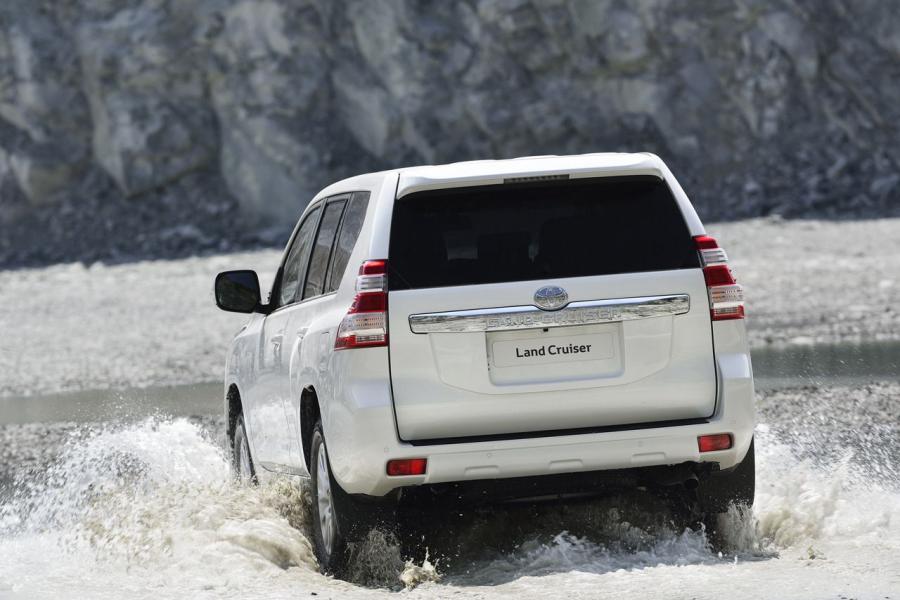  Toyota Land Cruiser Prado 2013 года  (фото 25 из 103)